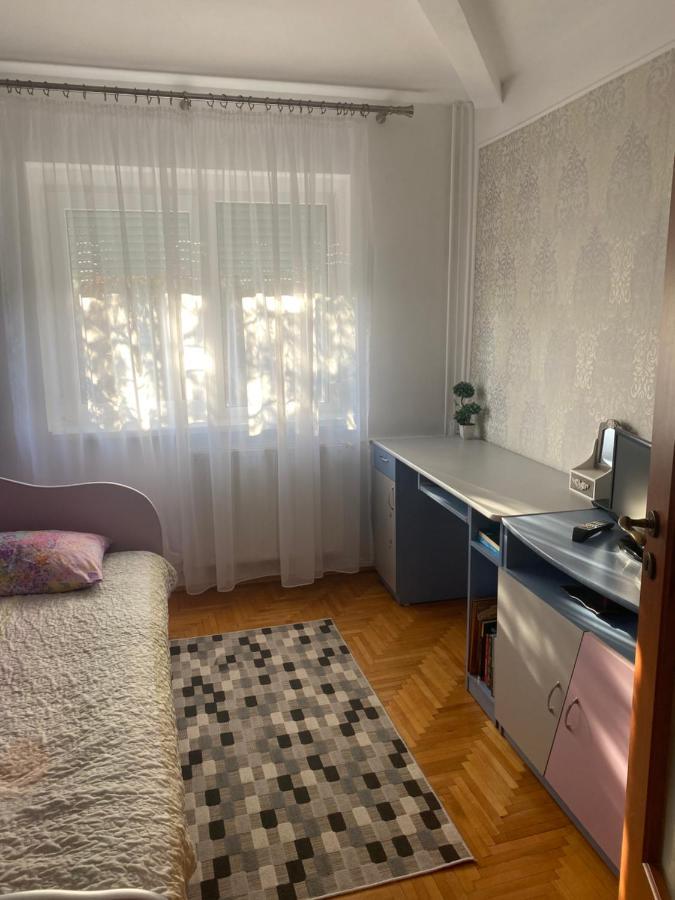 Apartament Regim Hotelier Oradea Exteriér fotografie